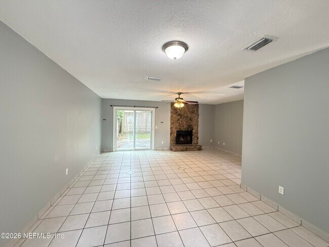 Building Photo - 6024 Duclay Rd