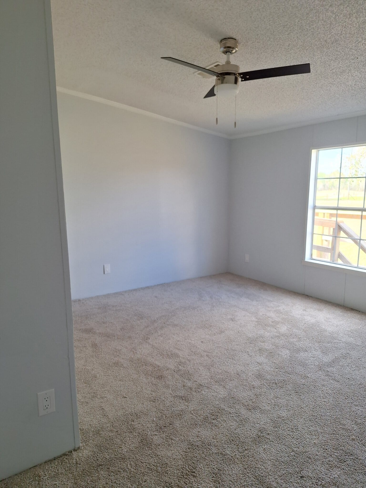 Building Photo - 4452 Roundup Dr