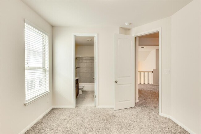 Building Photo - 1400 Little Elm Trail