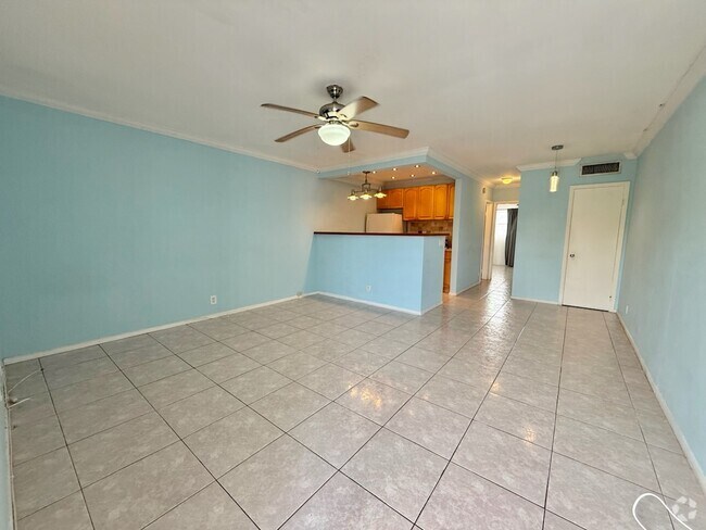 Building Photo - 467 Golden Isles Dr