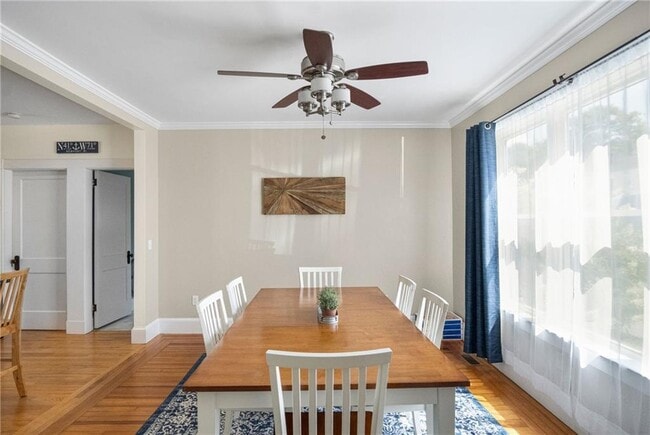 Building Photo - 22 Bateman Ave