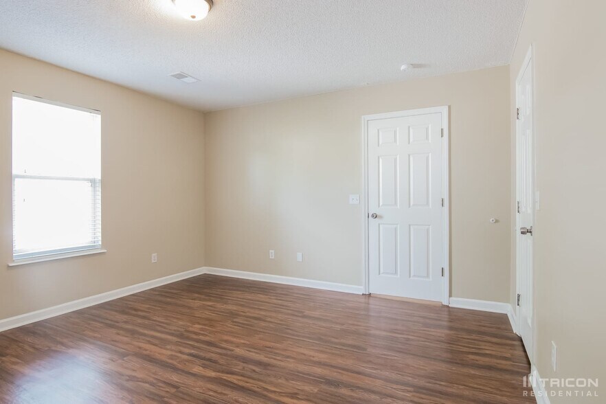 Building Photo - 101 Squire Rd