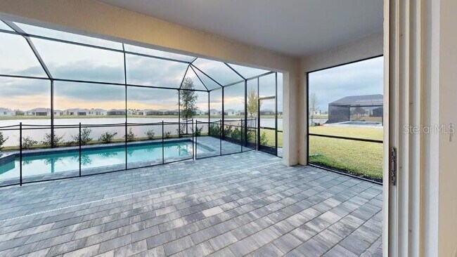 Building Photo - 7761 Lakes Edge Ln