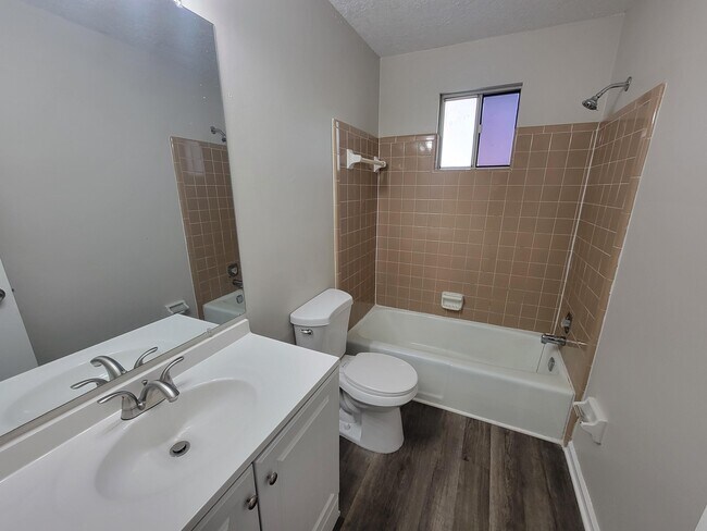 Building Photo - 4609 Renee St