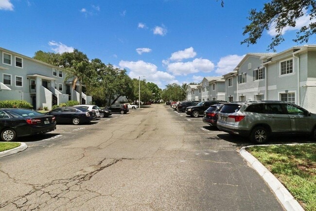 Building Photo - 7127 Waterside Dr