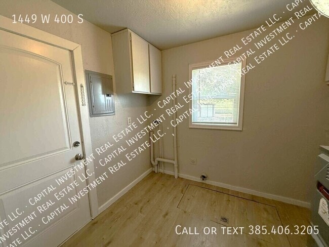 Building Photo - 1449 W 400 S