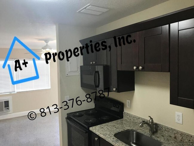 Building Photo - 1066 S Clearview Ave