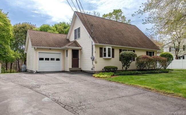 Building Photo - 34 Apple Tree Dr