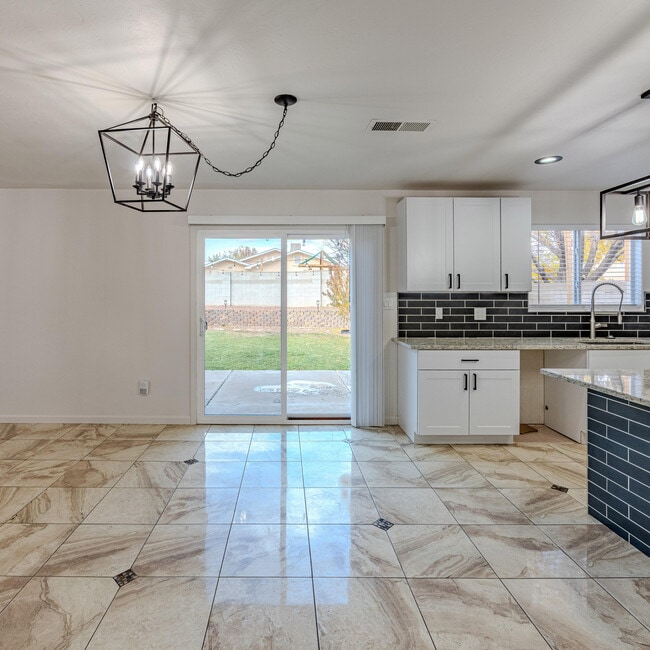 Building Photo - 9605 Weems Ave SW