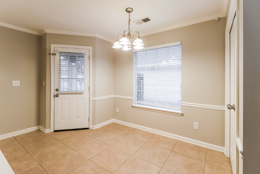 Building Photo - 9782 Pigeon Roost Park Cir