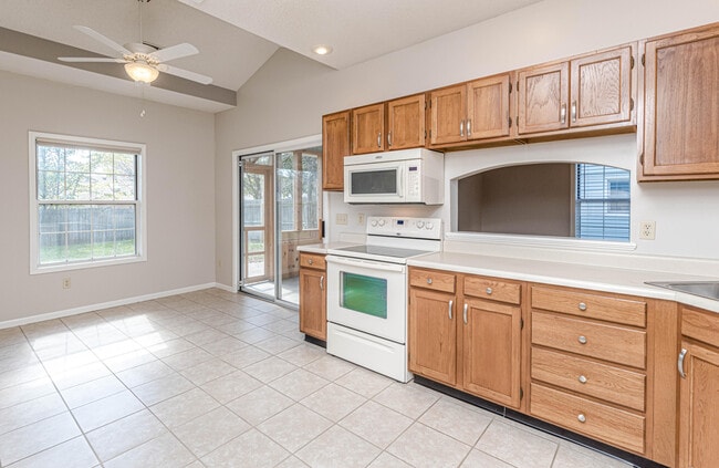 Building Photo - 1416 Whitburn Dr