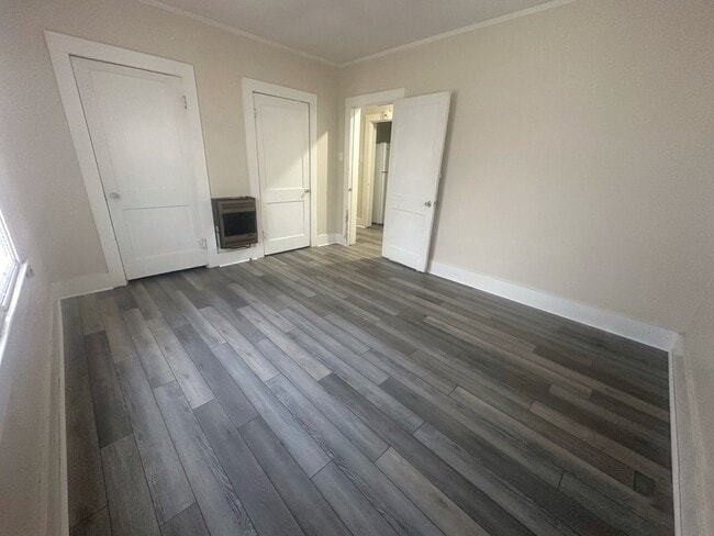 Building Photo - Adorable 1 bed, 1 bath Home Available in t...