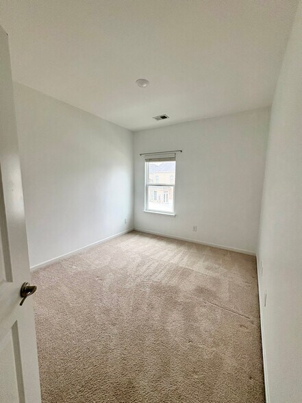 Building Photo - 456 Spring Gardens Drive