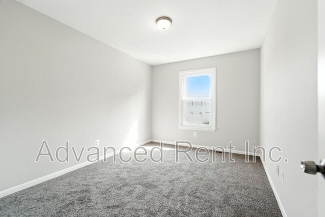 Building Photo - 1 Jack Pine Pl