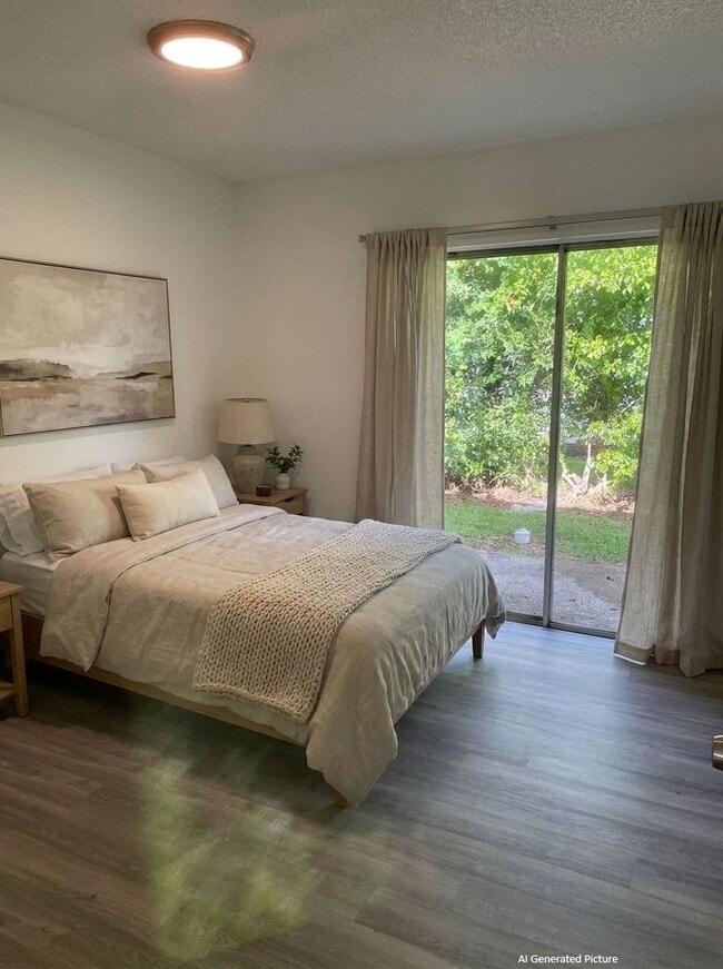 Building Photo - Vero Beach 2 Bedroom 1 Bath