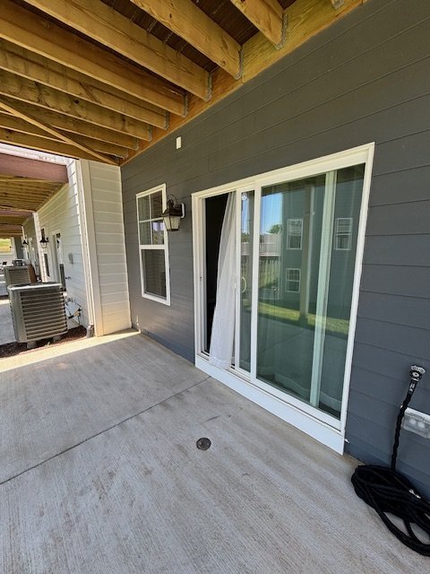 Building Photo - Available now in Preston Lake