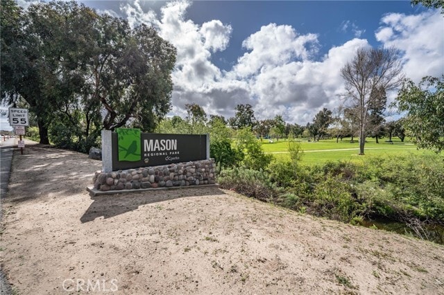 Building Photo - 48 Arboles