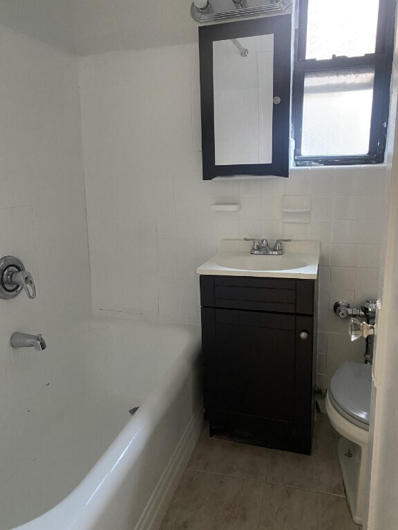 Building Photo - 354 East 19th Street