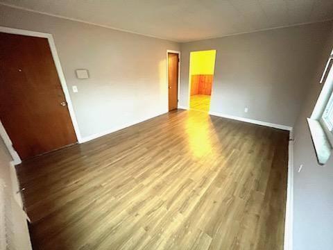 Building Photo - 5838 Lathrop Pl