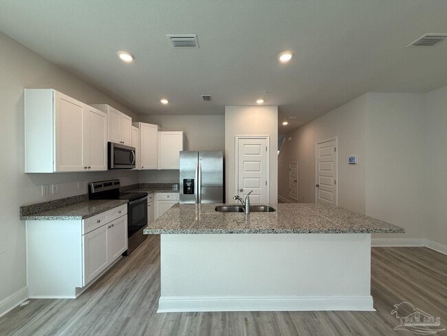 Building Photo - 8778 Meadow Flower Ln