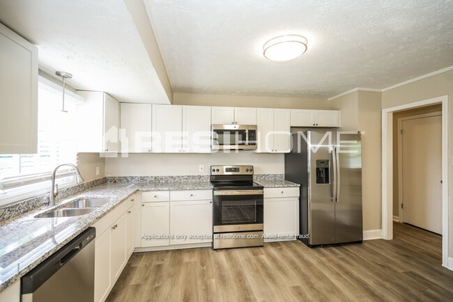 Building Photo - 7379 Bethsaida Dr