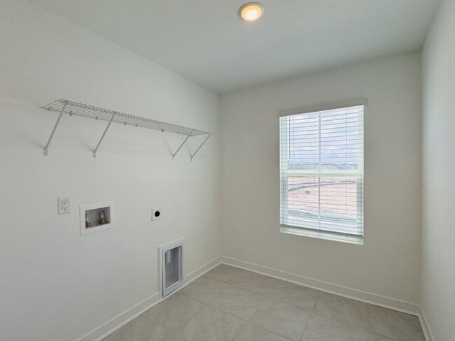 Building Photo - 114 Kingswood Ter