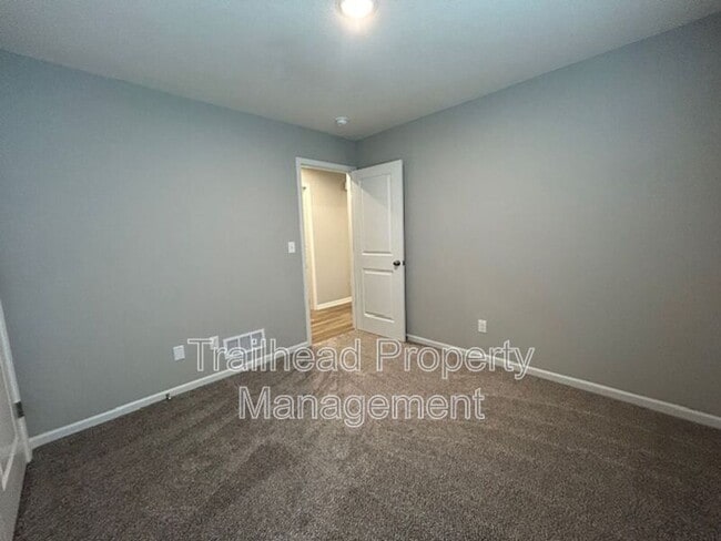 Building Photo - 640 Fall Mdw Ln