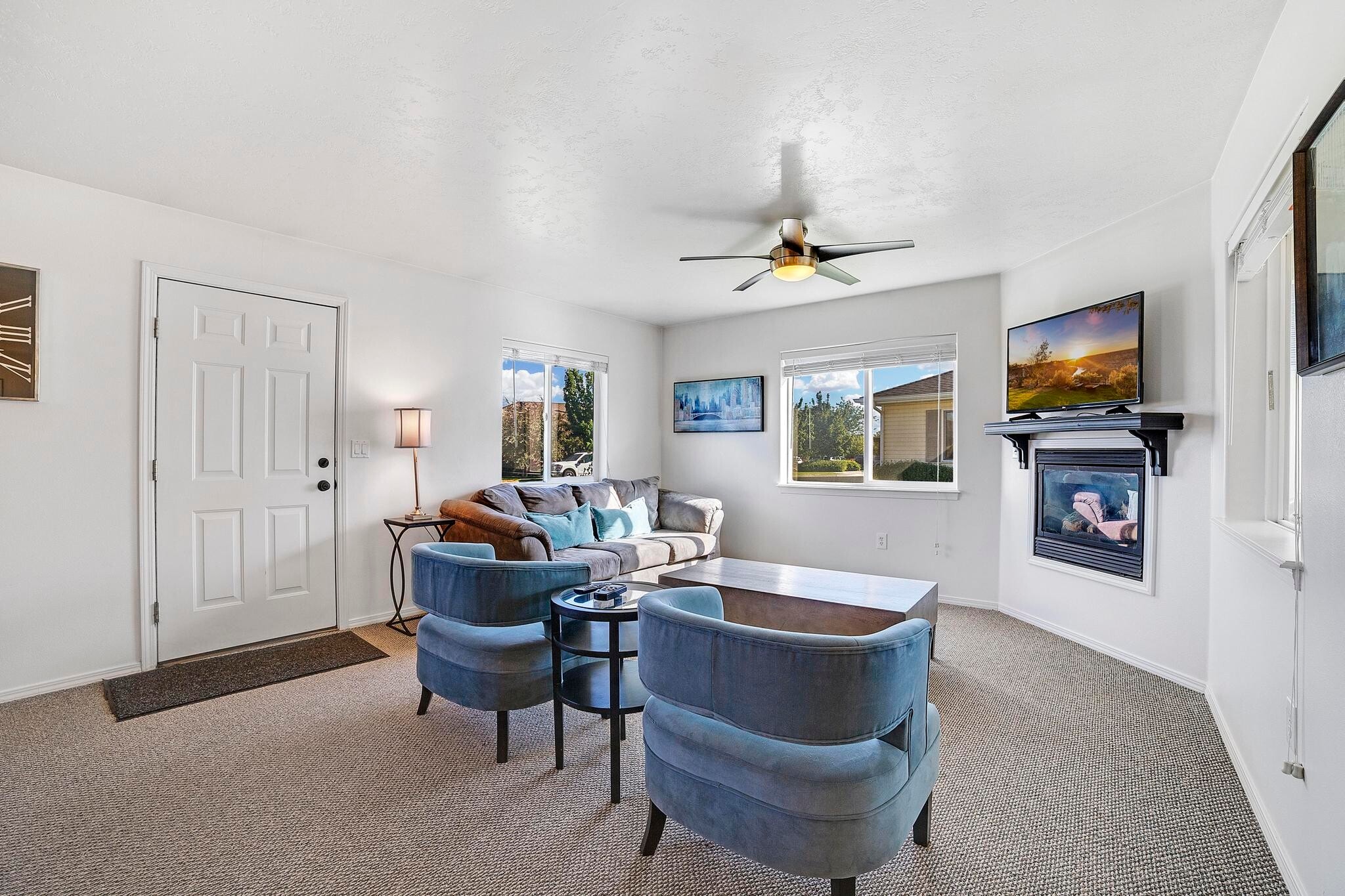 Building Photo - 209 Long Island Ave