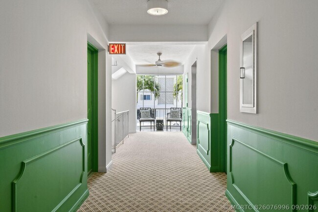 Building Photo - 226 Brazilian Ave