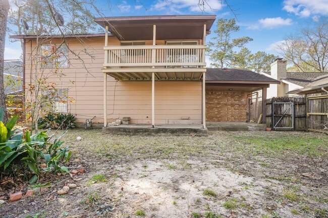 Building Photo - 2019 Lake Creek Dr