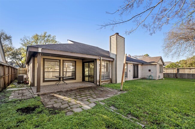 Building Photo - 3307 Ashfield Dr