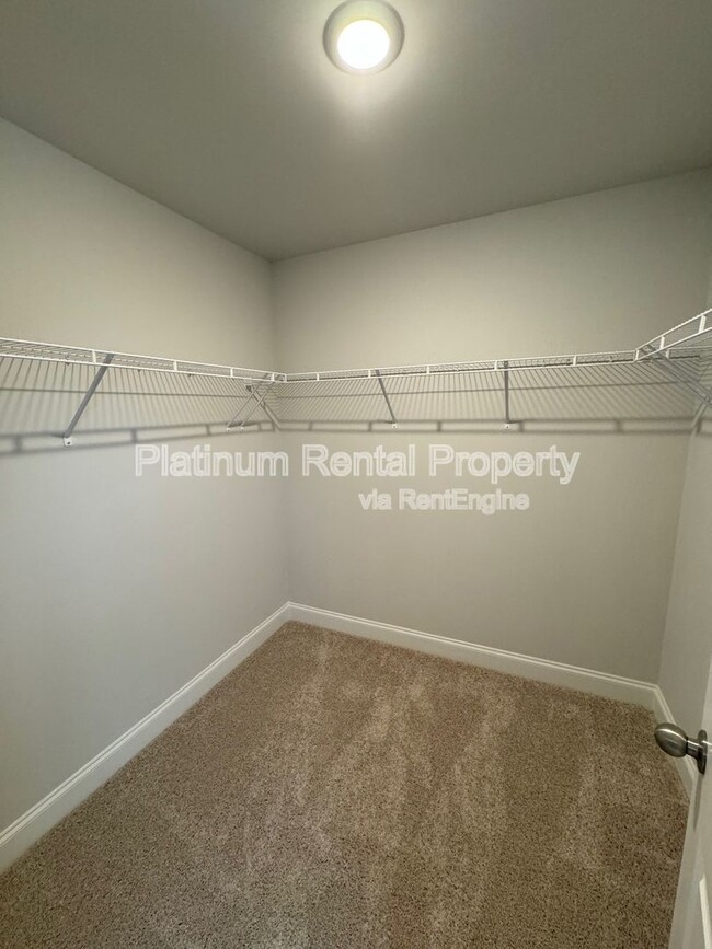 Building Photo - 1598 Gin Blossom Cir