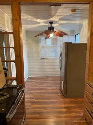 Building Photo - 2201 Virginia Dr