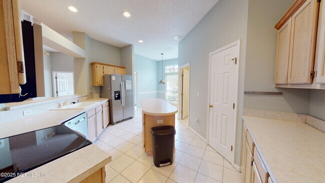 Building Photo - 4252 Eagles View Ln