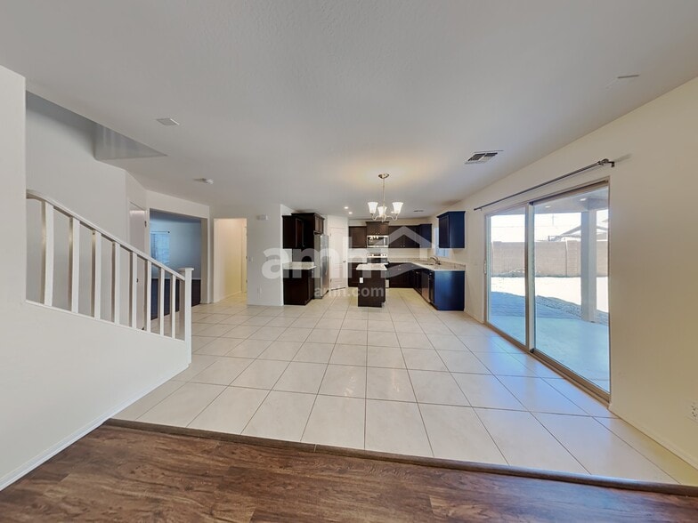 Building Photo - 3806 S 186th Dr