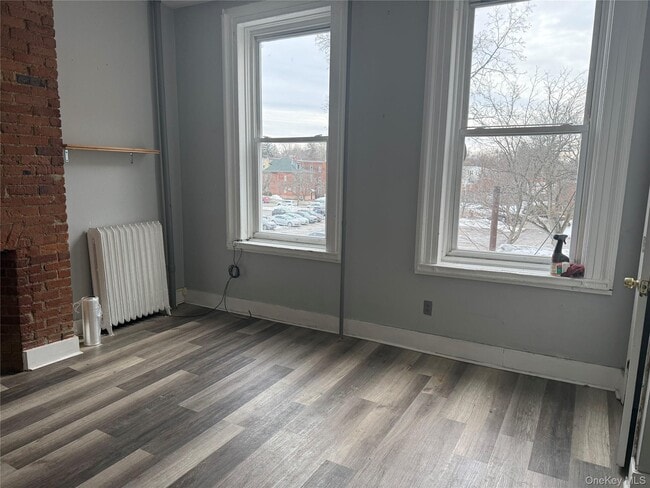 Building Photo - 48 Cannon St