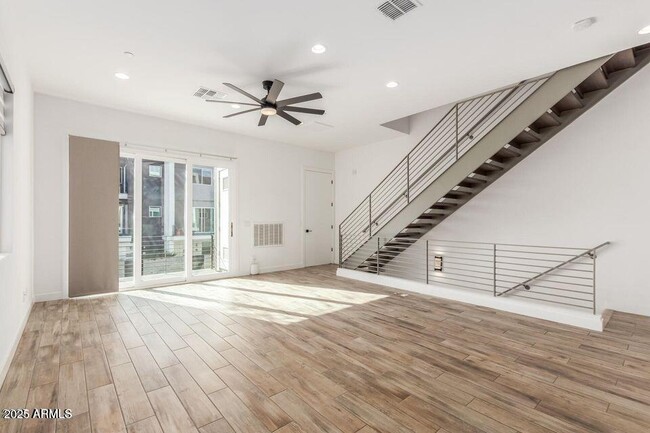 Building Photo - 4444 N 25th St