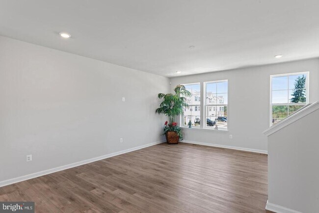 Building Photo - 51 Arsberg Dr