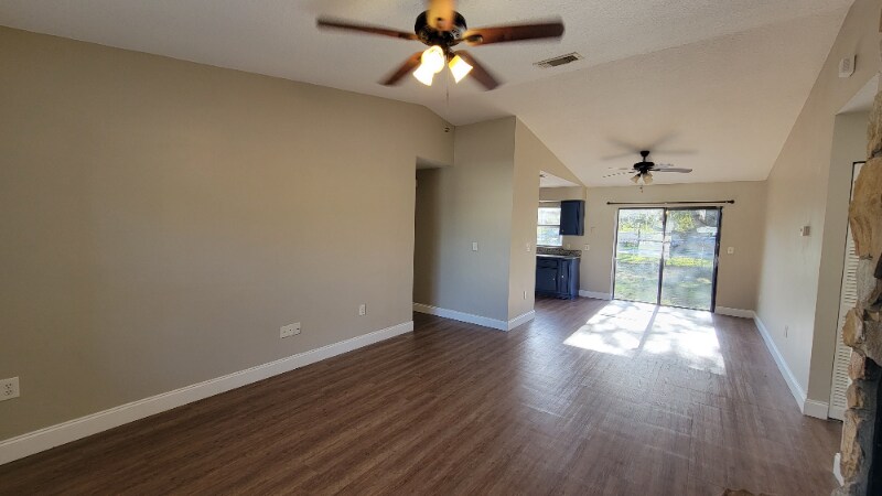 Building Photo - 235 Chadworth Dr