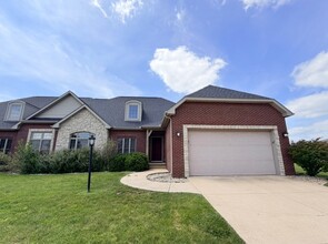 Building Photo - 3813 Liberty Cir