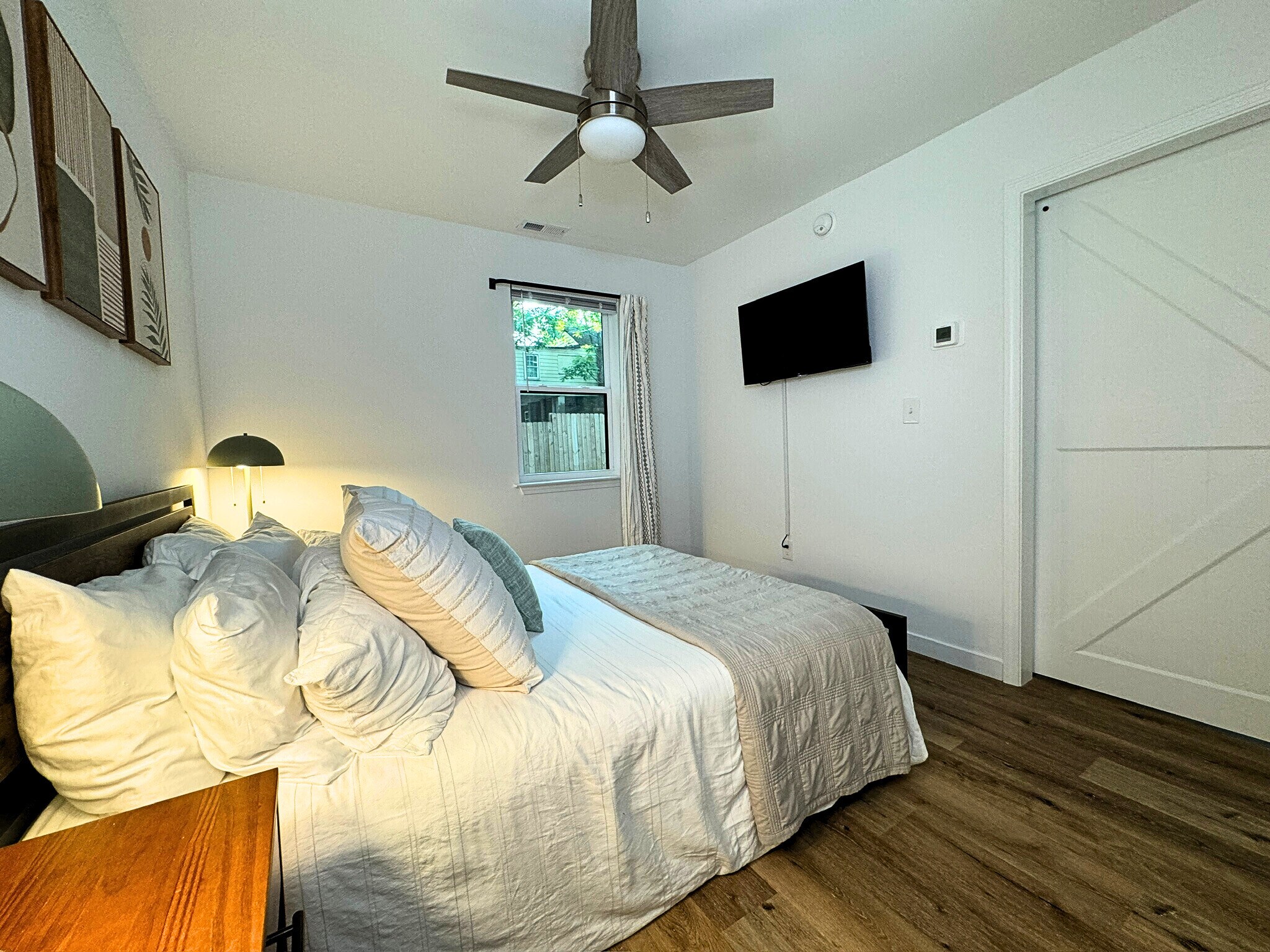 Building Photo - 606 Price Ave