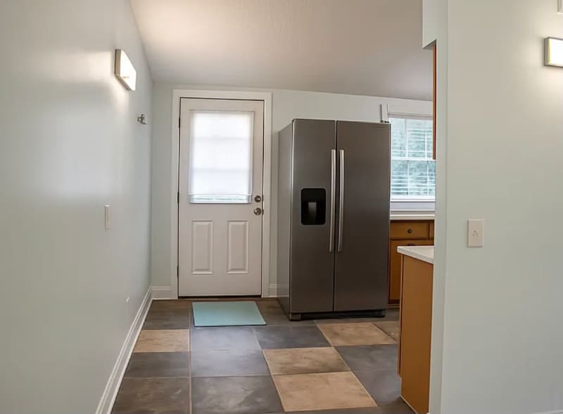 Building Photo - 1702 Lafayette St