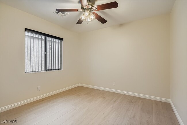 Building Photo - 10933 Mt Pendleton St