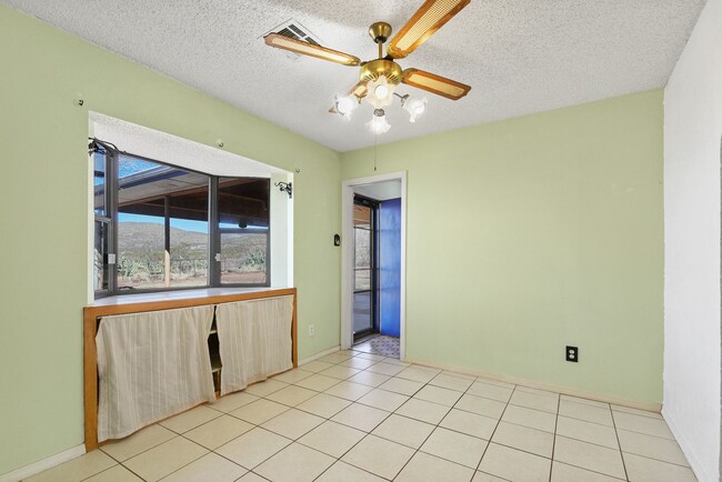 Building Photo - 3 bedroom 2 bath home with Acreage