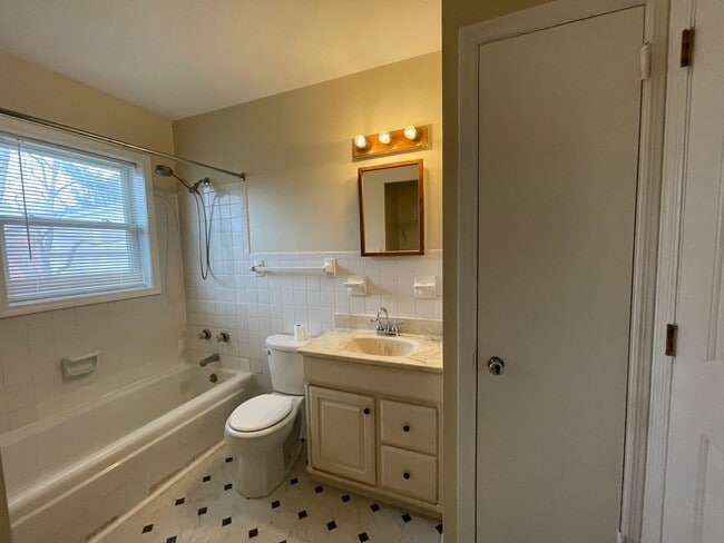 Building Photo - Coming Soon! Lovely Home w/ HW Floors! *Spring Special-$100/mo Off Your Rent for 6 Months!*