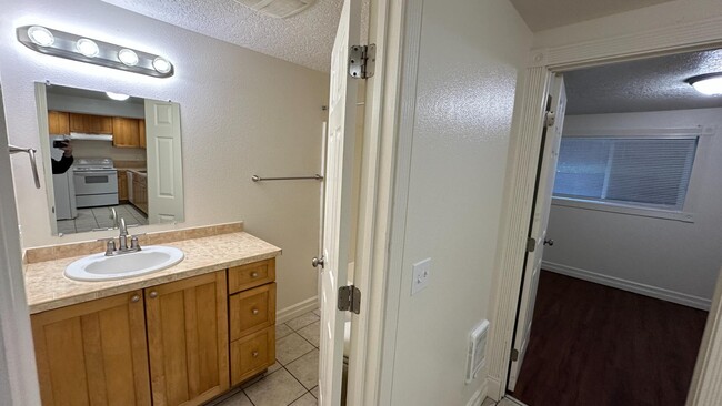 Building Photo - 15616 SE Division St