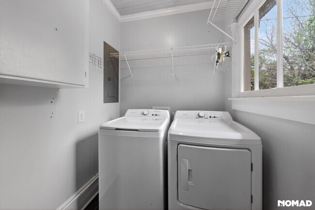 Building Photo - 1436 22nd St