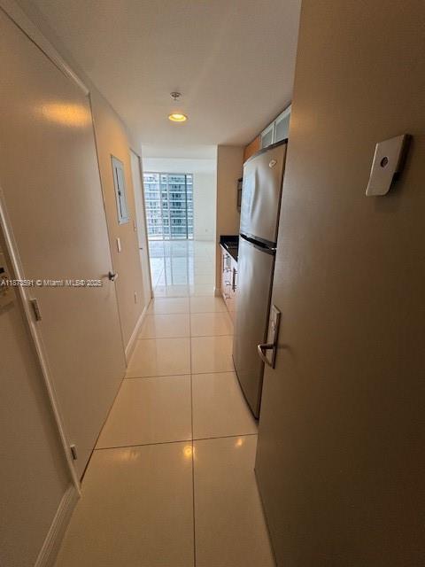 Building Photo - 1750 N Bayshore Dr