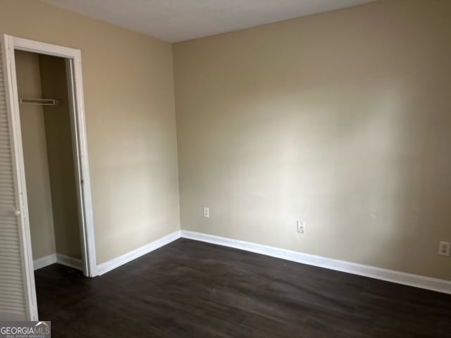 Building Photo - 323 Carriage Ln