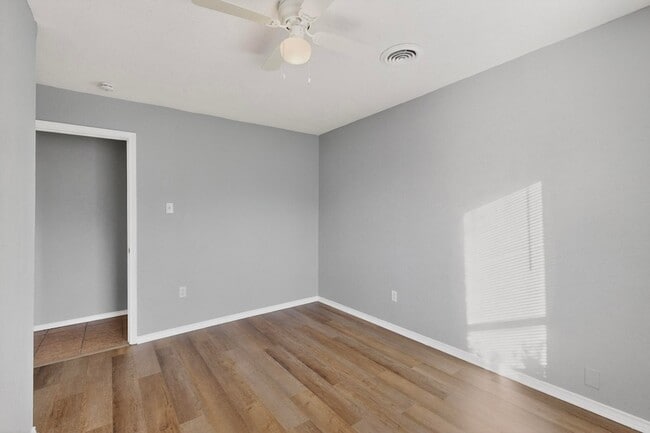 Building Photo - 6805 Newcastle Pl